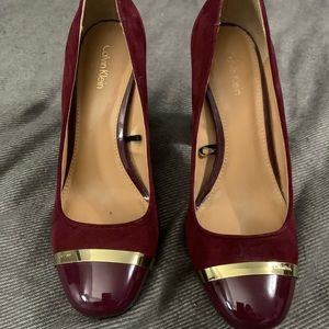 Calvin Klein Wine Pumps